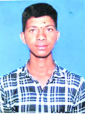 తల్లి మందలించిందని యువకుడి ఆత్మహత్య 
