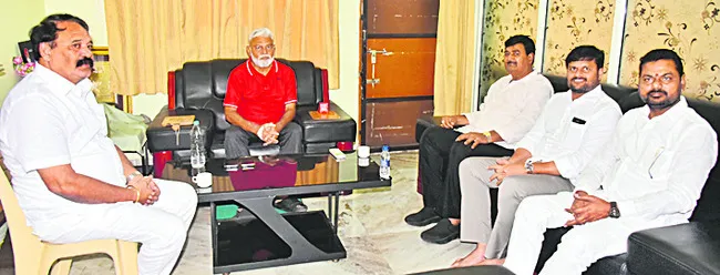 అనైతిక రెడ్‌బుక్‌ రాజ్యాంగం అమలు 