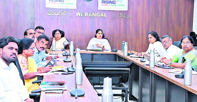 పరీక్షలు పకడ్బందీగా నిర్వహించాలి