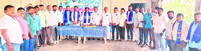 పాలకులకు మాలలపై కక్ష తగదు 