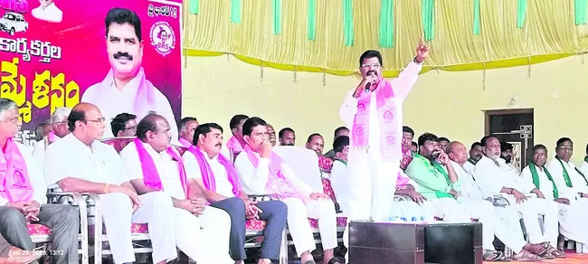 కార్యకర్తల జోలికొస్తే సహించేది లేదు