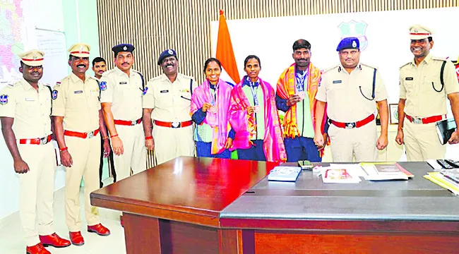 స్పోర్ట్‌ ్సమీట్‌లో అద్భుత ప్రదర్శన