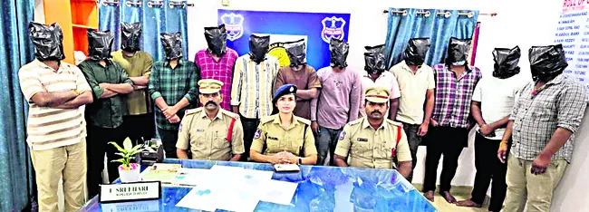 వ్యాపారం పేరుతో సైబర్‌ మోసం..