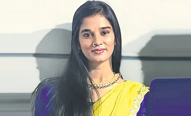 ప్రేమ విఫలమై విద్యార్థిని బలవన్మరణం