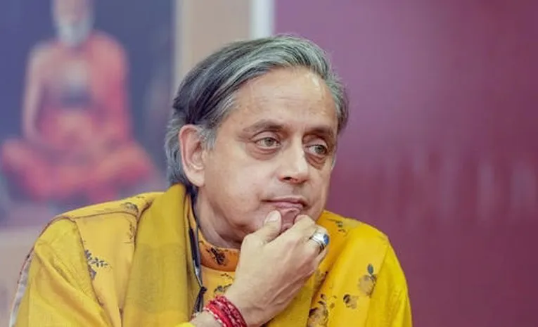 ‘కేరళం’గా పేరు మార్పు.. కేంద్రంపై శశిథరూర్‌ సీరియస్‌