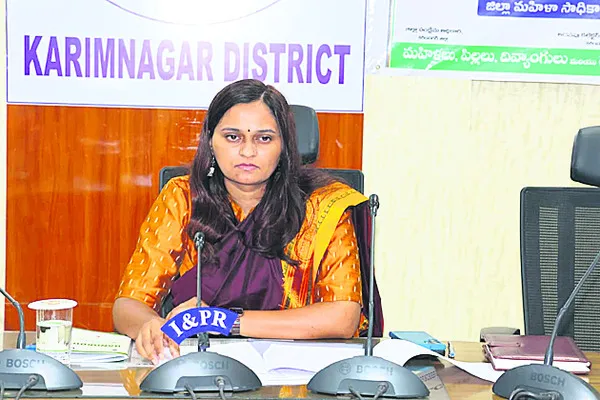 మహిళల ఫిర్యాదులపై  స్పందించాలి
