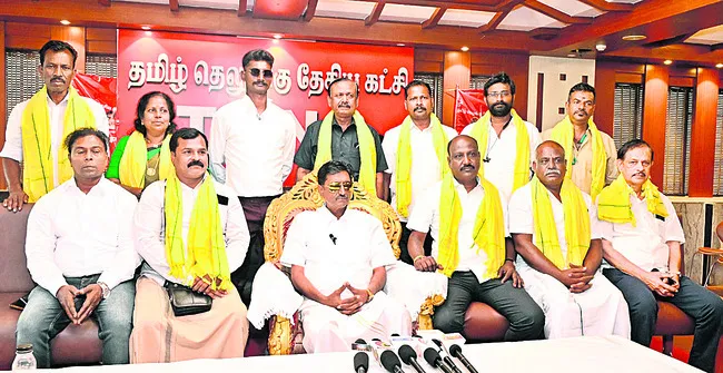 ఎవరు గౌరవిస్తారో.. వారికే మద్దతు 