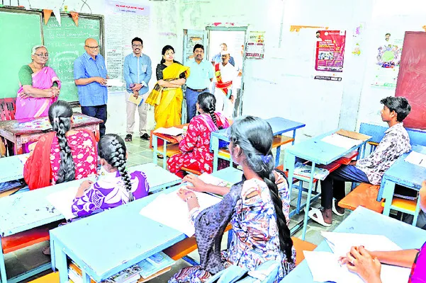 టెన్త్‌ పరీక్షలు పకడ్బందీగా నిర్వహించాలి