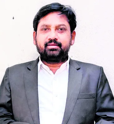 రాజకీయ ప్రయోజనాల కోసమే లడ్డూపై చర్చ