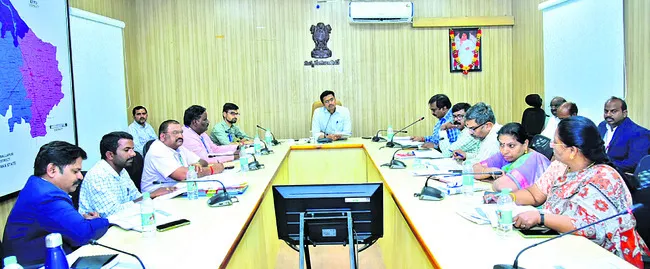 బ్యాంకులు మరింత ప్రగతి సాధించాలి 