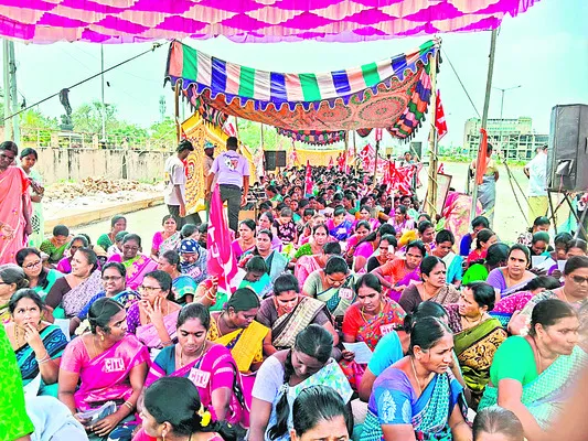 అంగన్‌వాడీల ఉద్యమ బాట 