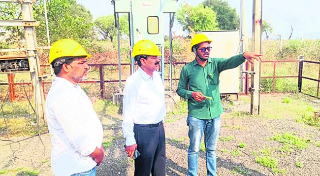 వసూళ్లపై దృష్టి సారించాలి