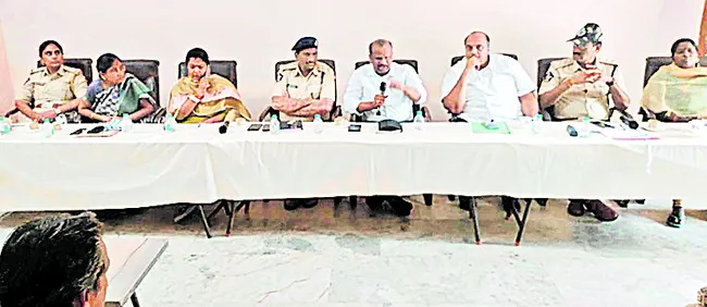 తిరుపతమ్మ చిన్న తిరునాళ్లను జయప్రదం చేయాలి 