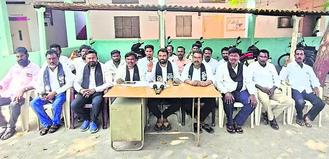 నేడు కర్ల రాజేష్‌ మృతదేహానికి రీ పోస్టుమార్టం