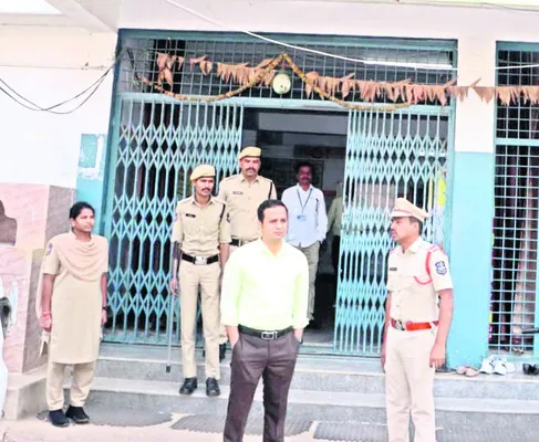 సెకండ్‌ ఇంటర్‌ పరీక్షలు ప్రారంభం