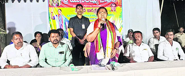 గుంజేడు జాతరను అభివృద్ధి చేస్తా