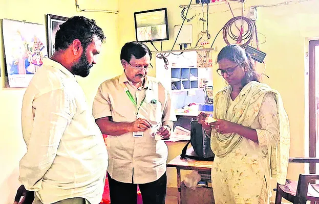 పాలు కల్తీ చేస్తే కఠిన చర్యలు