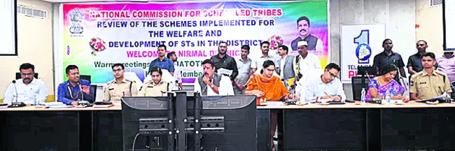 పథకాలు పకడ్బందీగా అమలు చేయాలి