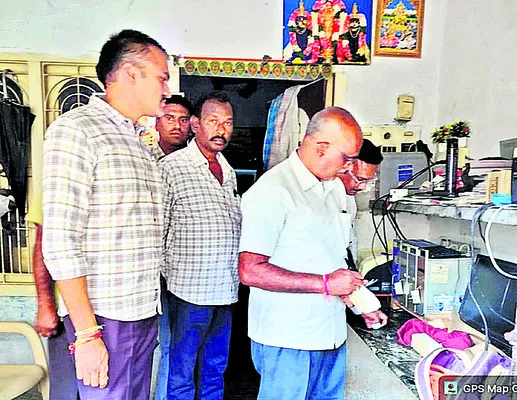 హత్యకేసులో  నిందితులు అరెస్టు