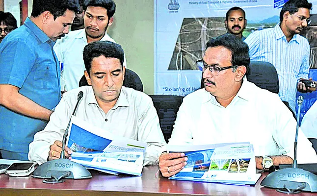 భవిష్యత్‌ అవసరాల మేరకు హైవే అభివృద్ధి