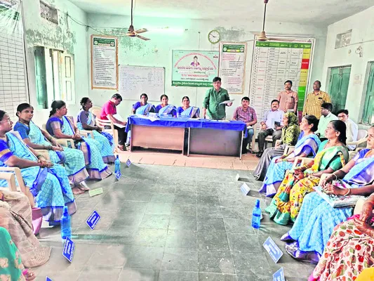 నంబర్‌ వన్‌ స్థానంలో జిల్లా..