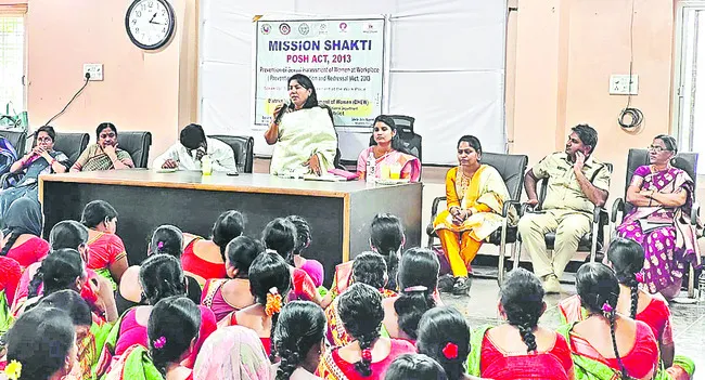 మహిళలకు రక్షణగా పోష్‌ చట్టం