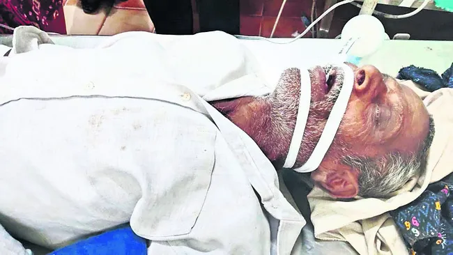 ఘర్షణలో గాయపడిన వృద్ధుడు మృతి
