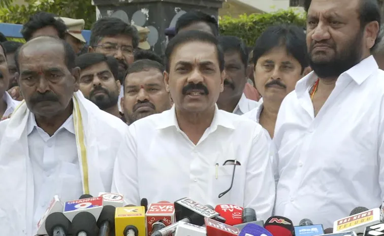 పోలీసులపై కాకాణి సీరియస్‌.. బాధితులను పరామర్శించడమే నేరమా?