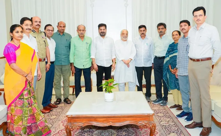 Former Maoists Leaders Meet Cm Revanth At Telangana Secretariat