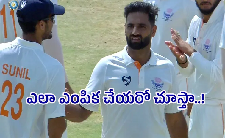 మరోసారి టీమిండియా సెలెక్టర్లకు స్ట్రాంగ్‌ వార్నింగ్‌ ఇచ్చిన ఆకిబ్‌ నబీ