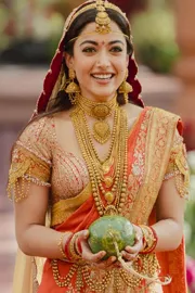 Vijay and Rashmika Marriage Jewellery Looks Goes Viral13