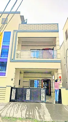 అన్నింటా క్రమబద్ధకమే