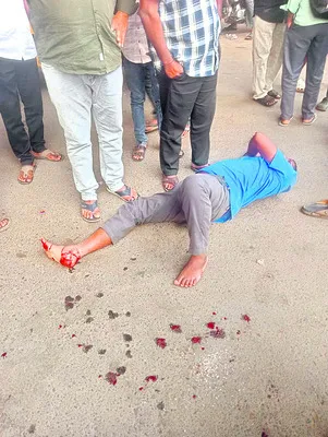 స్కూల్‌ బస్సు ఢీ.. ఒకరికి గాయాలు