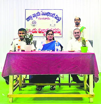 ట్రాఫిక్‌ నిబంధనలు ఉల్లంఘిస్తే కఠిన శిక్షలు 