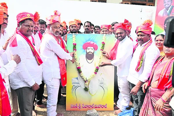 ఆదర్శంగా నగరం