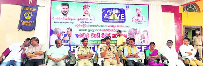 జాగ్రత్తలతో రోడ్డు ప్రమాదాలు తగ్గుముఖం