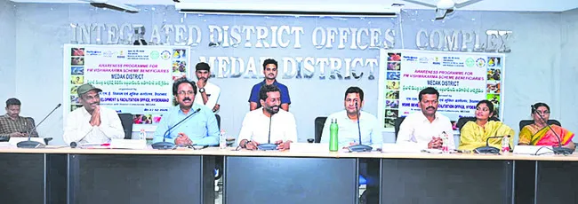 విశ్వకర్మలతోనే దేశ ఆర్థికాభివృద్ధి 