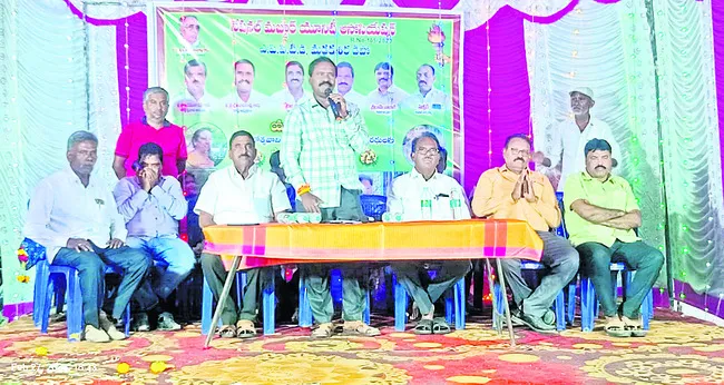 ఆర్టీసీ కార్మికుల సమస్యల పరిష్కారానికి పోరాటం 