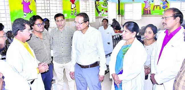 ప్రభుత్వాస్పత్రిలో వసతులు బాగున్నాయా?