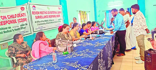 హైరిస్క్‌ గర్భిణులపై ప్రత్యేక పర్యవేక్షణ 