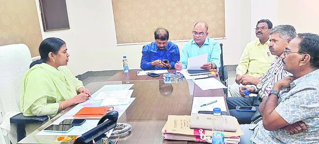 ధాన్యం సేకరణకు ఏర్పాట్లు చేయండి 