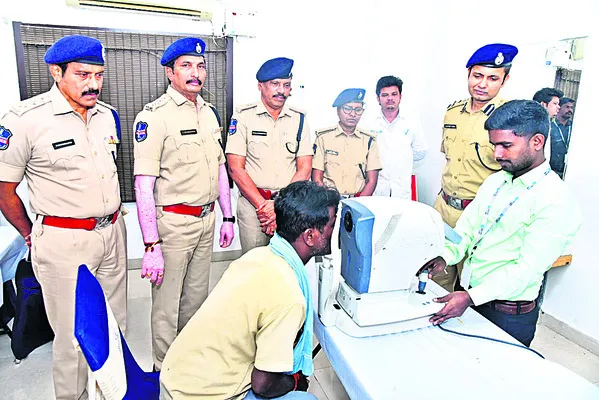 కంటిచూపు బాగుంటే ప్రమాదాల నియంత్రణ 