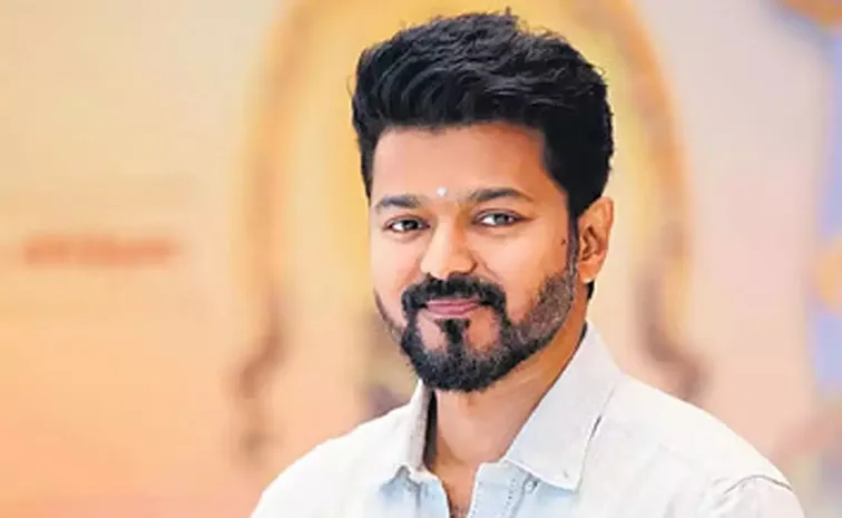 విజయ్‌కు మరో ఎదురుదెబ్బ, జ్యోతిష్కుడి సంచలన అంచనాలు