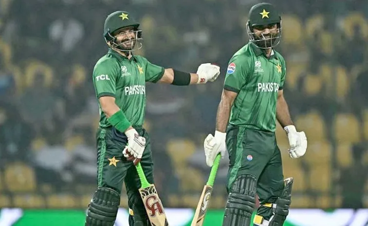 Pakistan end with 212, need to restrict Lanka under 147