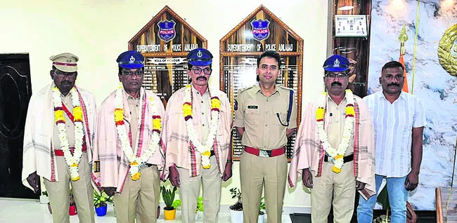 శేషజీవితం ఆనందంగా గడపాలి