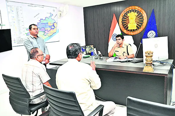 సమస్యల పరిష్కారానికి కృషి 