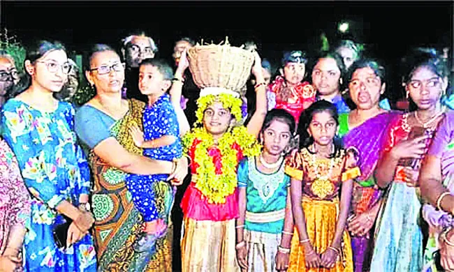 వ్యవసాయం వృద్ధి కోసం పూజలు 