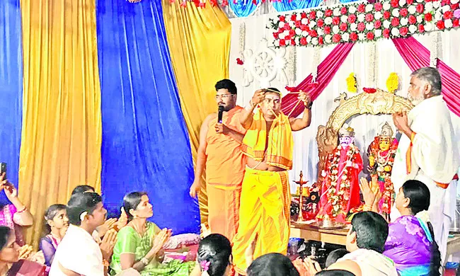 ఘనంగా తిరుపతమ్మ గోపయ్య కల్యాణం