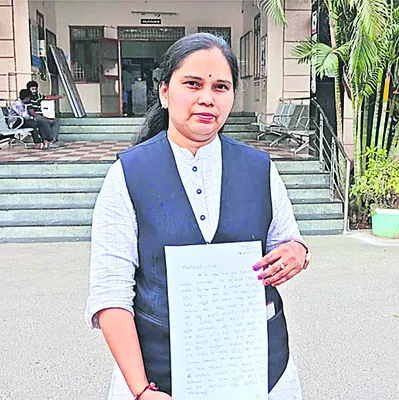 చట్టాన్ని చేతుల్లోకి తీసుకున్న వారిని ఉపేక్షిస్తే ఎలా? 