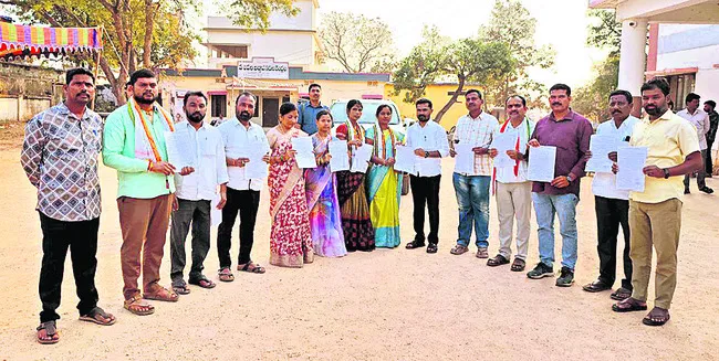 కాంగ్రెస్‌తోనే అభివృద్ధి సాధ్యం 